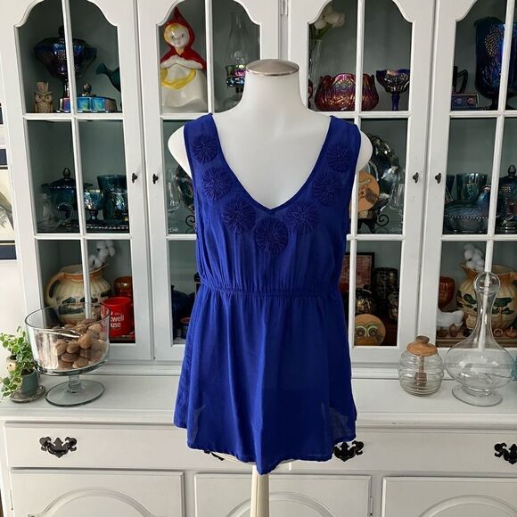 Bluish-Purple Embellished Sleeveless Top | S | ELLE - Picture 1 of 10